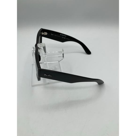 Pre-Owned Ray Ban RB 0840-S Polarized Mega Wayfarer Sunglasses- Black - Picture 4 of 8